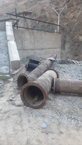 Камбар-Ата ГЭС-2 участкасында, Сары-Таш каналынын башына насостук станция курулууда.