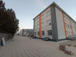 Үч-Терек айыл өкмөтүнө караштуу №29 М.Нургазиев орто мектеби капиталдык ремонттон өткөрүлүүдө.